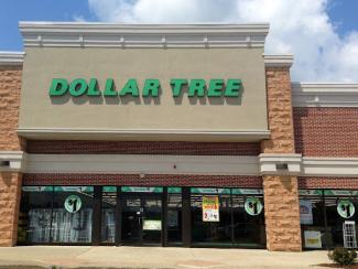 dollar tree store front 