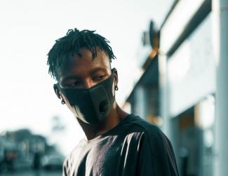 Man wearing face mask